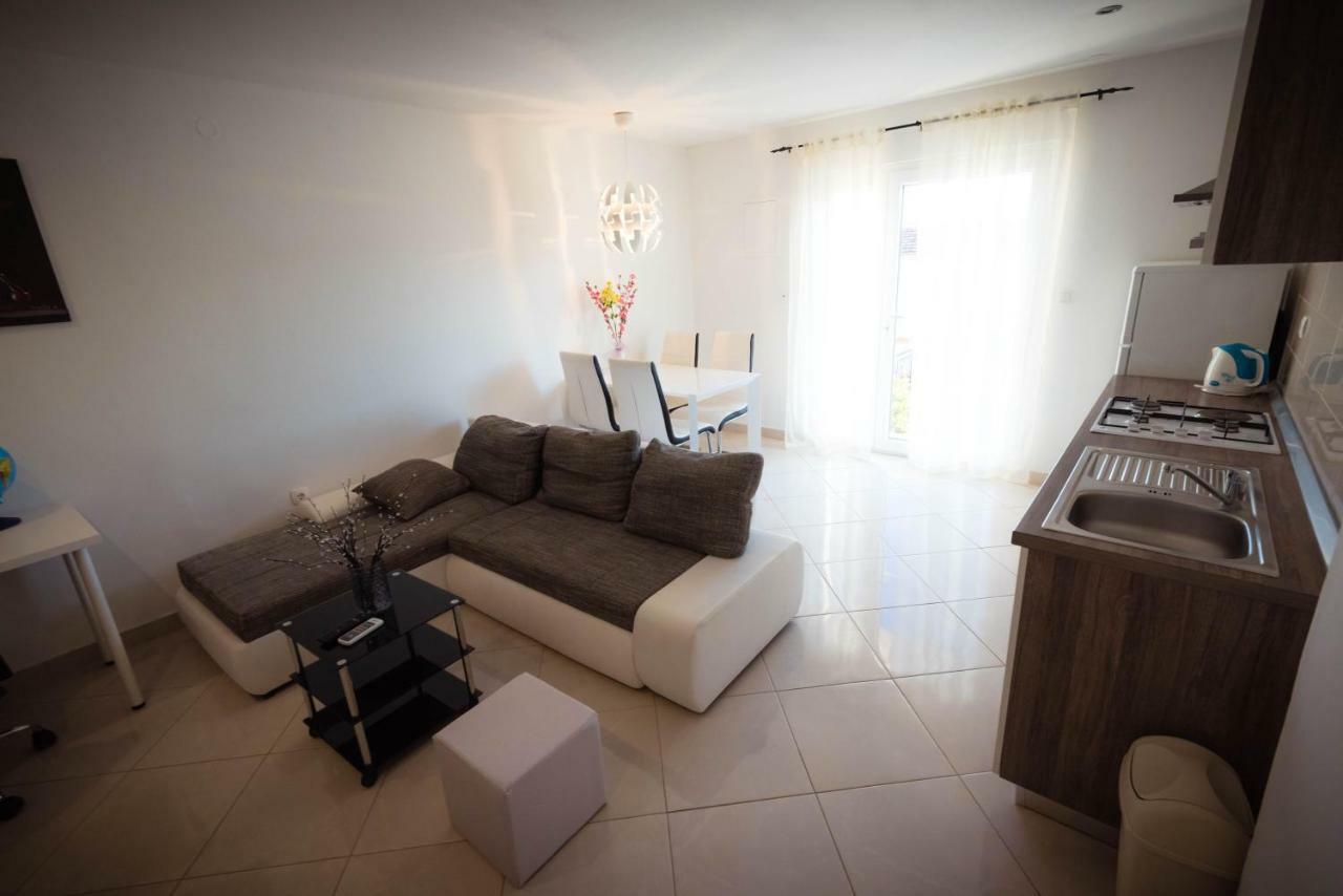 Apartments Nakic Šibenik Esterno foto