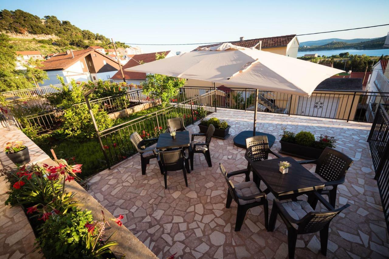 Apartments Nakic Šibenik Esterno foto