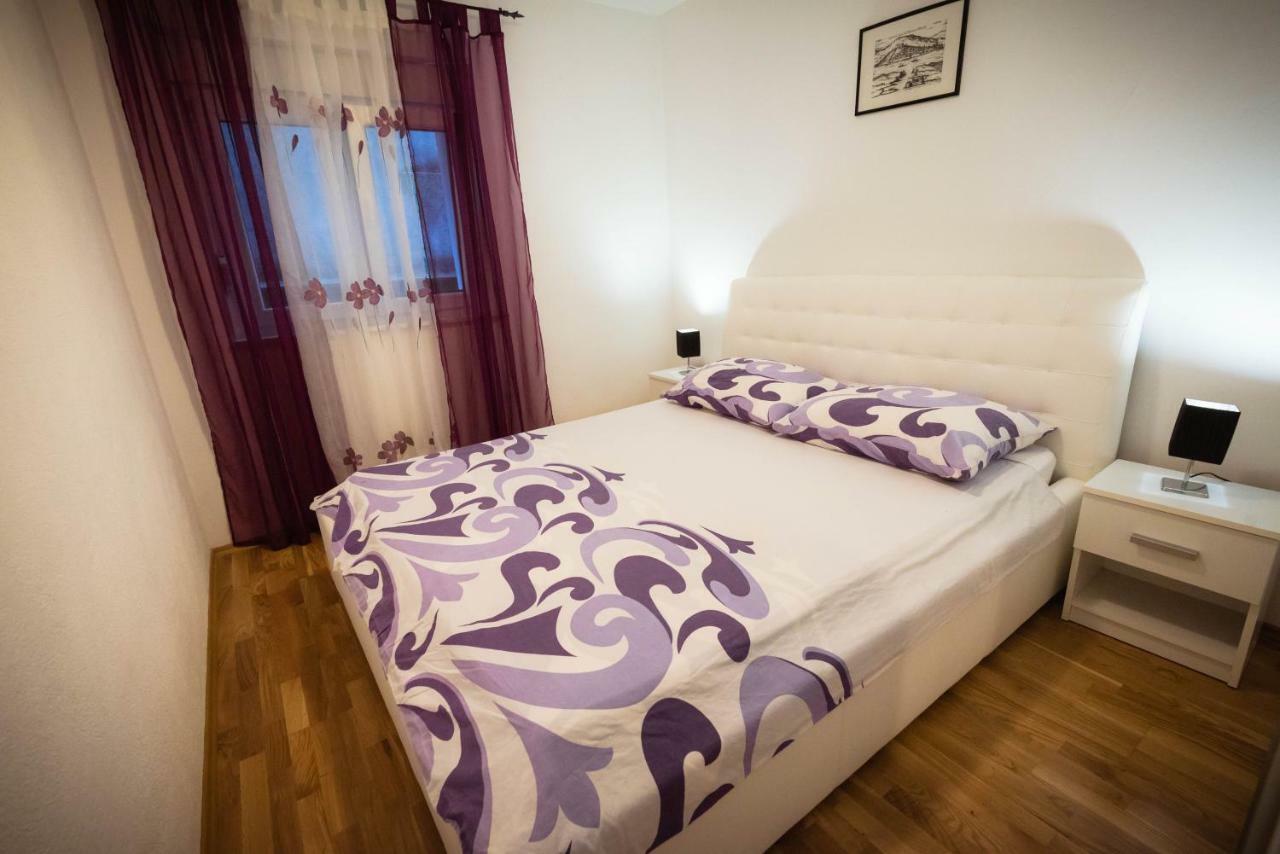 Apartments Nakic Šibenik Esterno foto